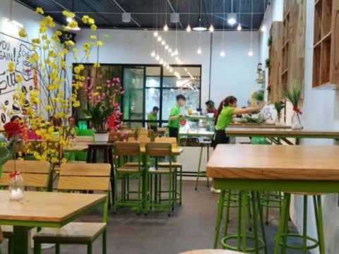Dịch vụ dán phim cách nhiệt chống nóng cho quán Trà Sữa